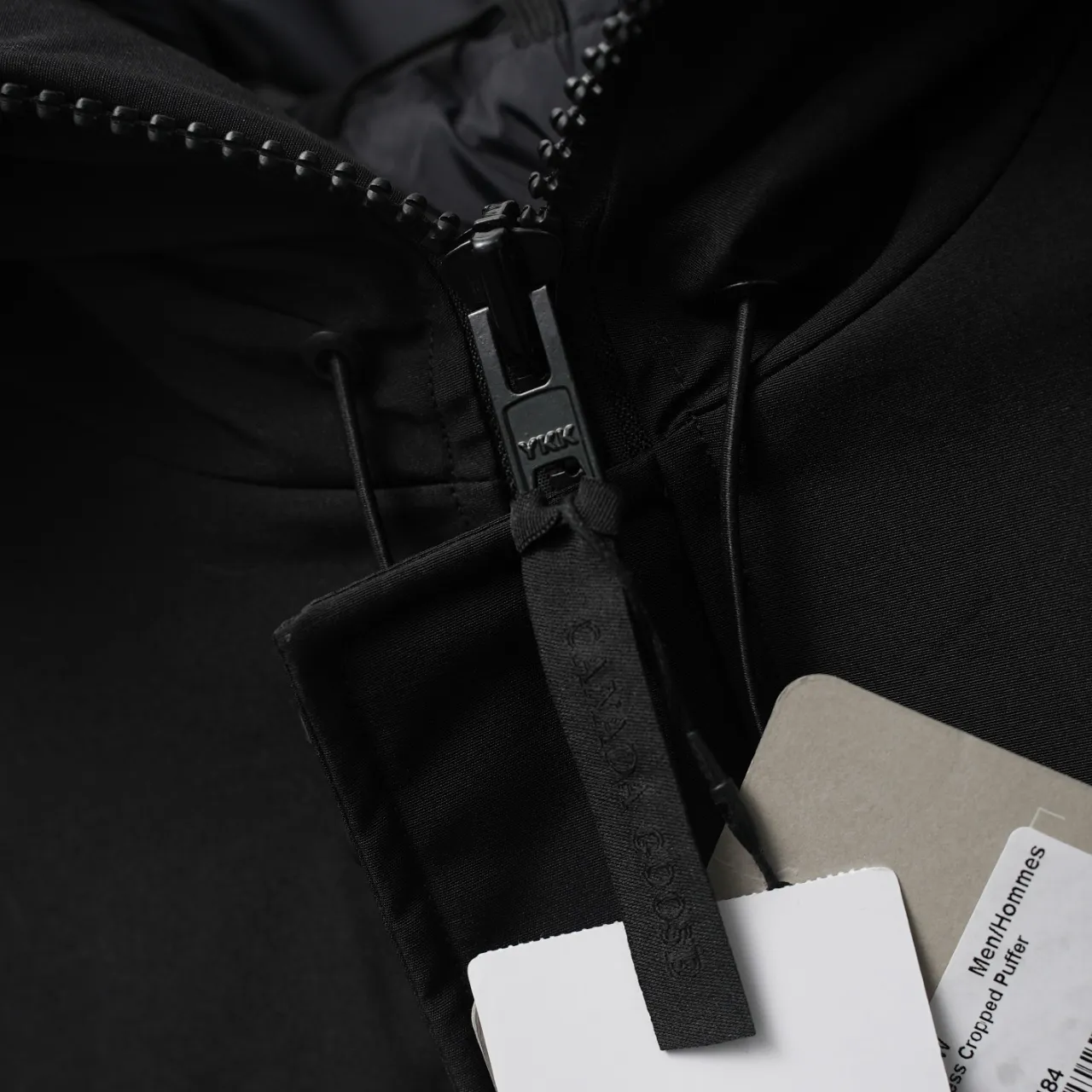 P840 CANADA GOOSE丨Canada Goose 2056 Soft Sleeve Pilot Hooded Down Jacket Color: Black Size: XXS-XXL